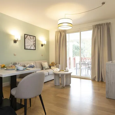 База отдыха Odalys Domaine Les Greens Du Bassin D'arcachon