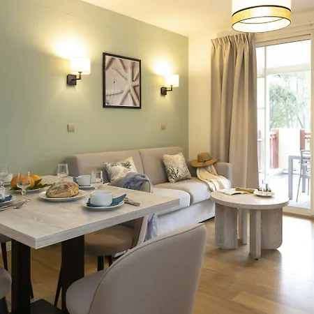 Odalys Domaine Les Greens Du Bassin D'arcachon База отдыха Гюжан-Местрас