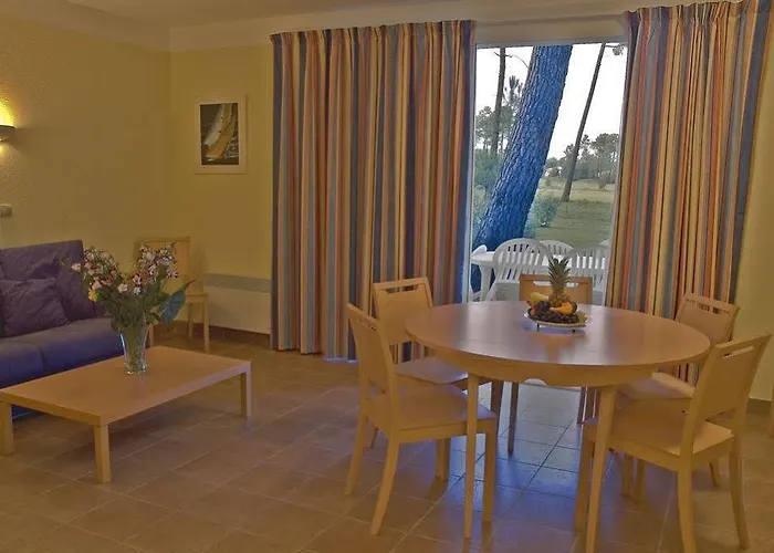 Odalys Domaine Les Greens Du Bassin D'arcachon منتزه العطل غوجان-ميستراس